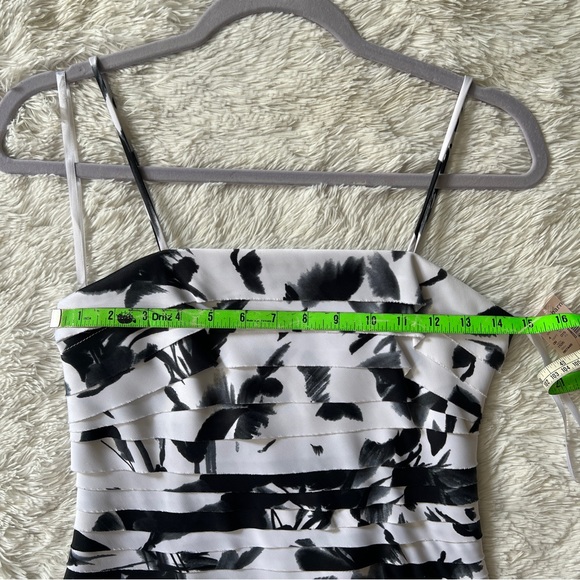 Cocktail Dress - Picture 8 of 9